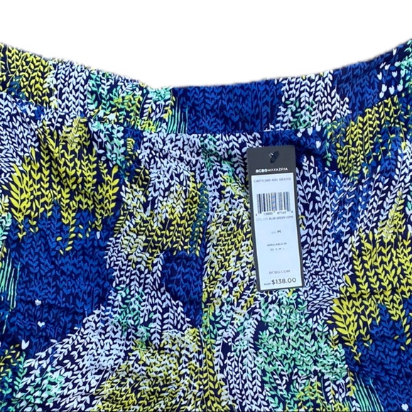 Flash Sale New BCBGMaxazria Floral Shorts - Picture 8 of 8